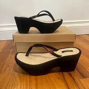 Xhileration platform sandals. Size 5.5 black